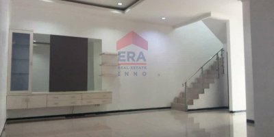 Rumah minimalis Singgasana Pradana Bandung